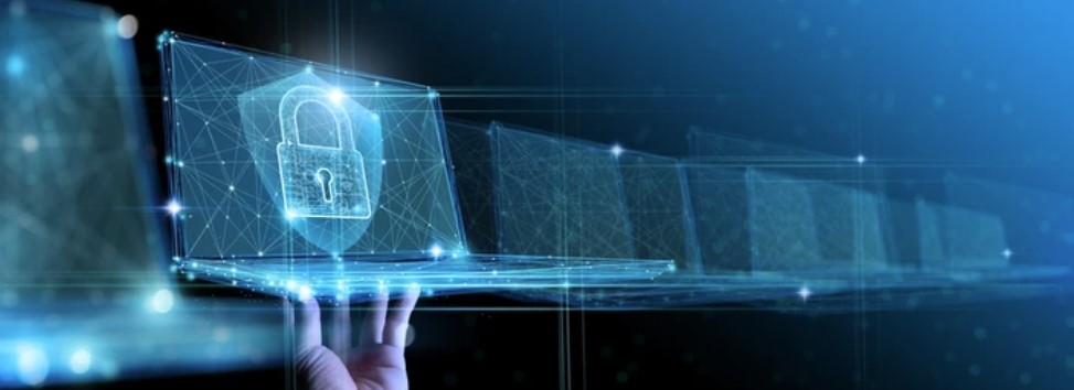 Stärk din digitala försvarslinje: Förstå och hantera cyberhot!